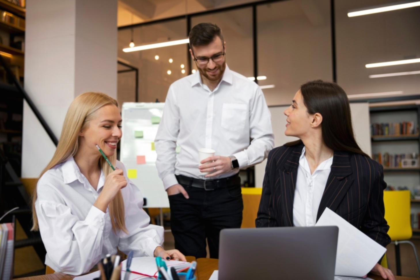 Tableau de bord de gestion de trésorerie avec graphiques et indicateurs